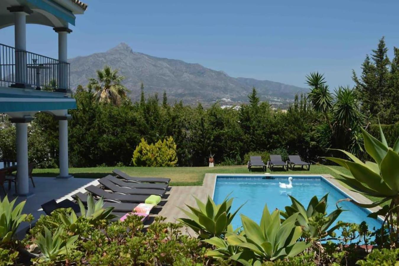 Paradise Close To Puerto Banus Villa